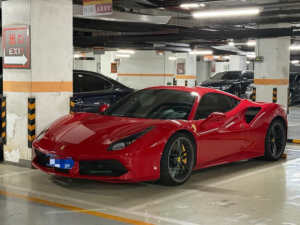 Ferrari 488