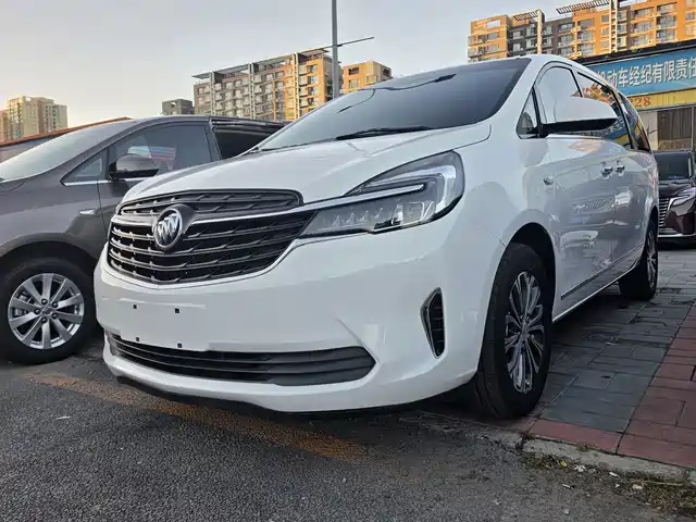 Buick GL8 2022 — купить из Китая под заказ