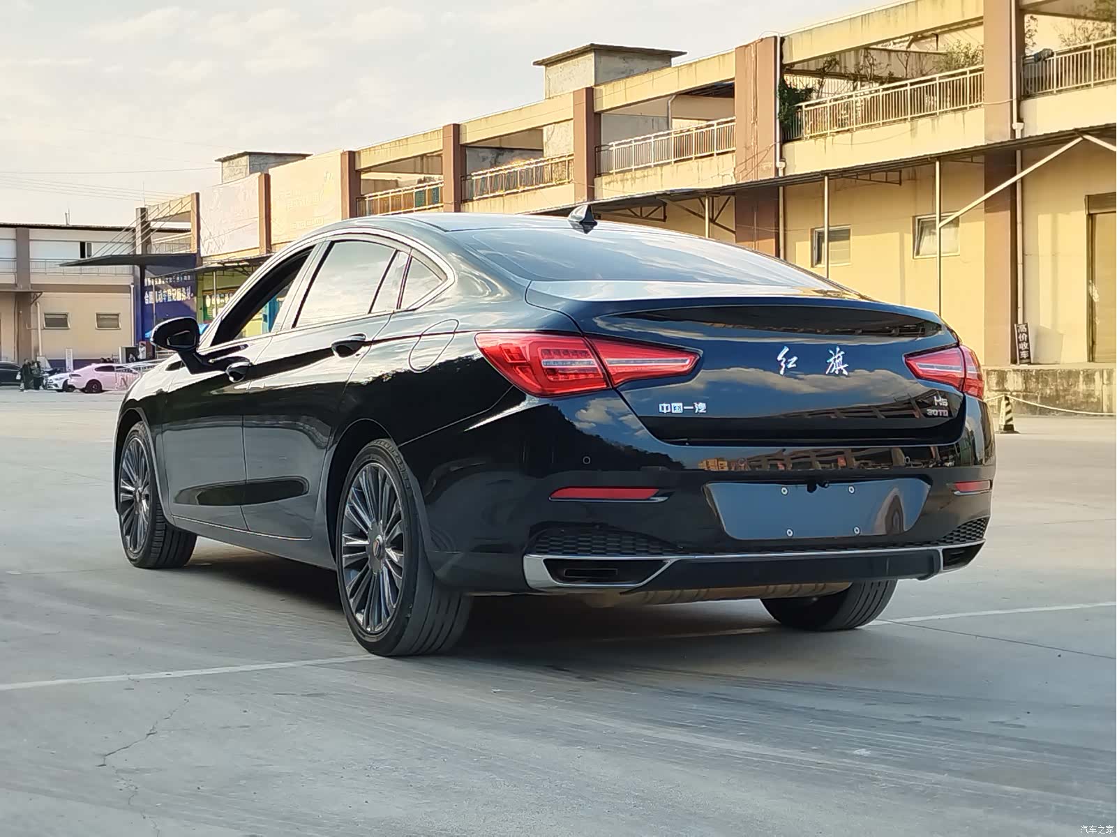 Hongqi H5, 2021 7
