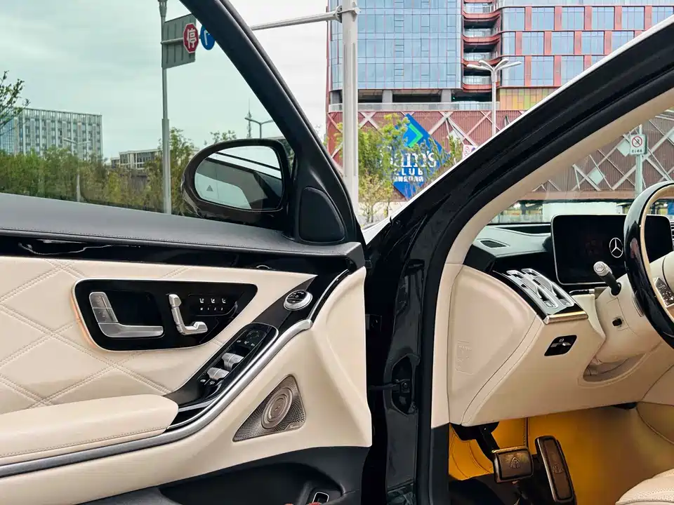 Mercedes-Benz Maybach S-class