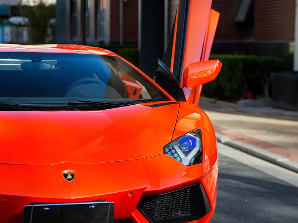 Lamborghini Aventador