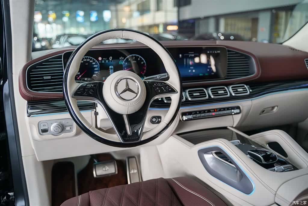 Maybach GLS, 2025 2