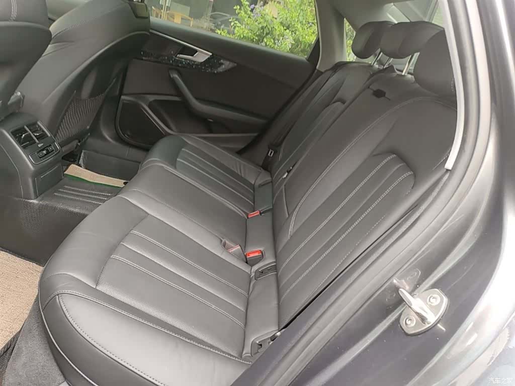 Audi A4L, 2021 17