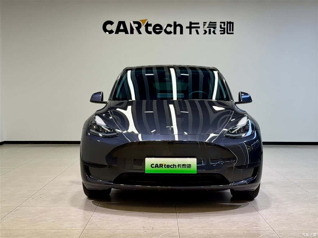 Tesla Model Y, 2025 3
