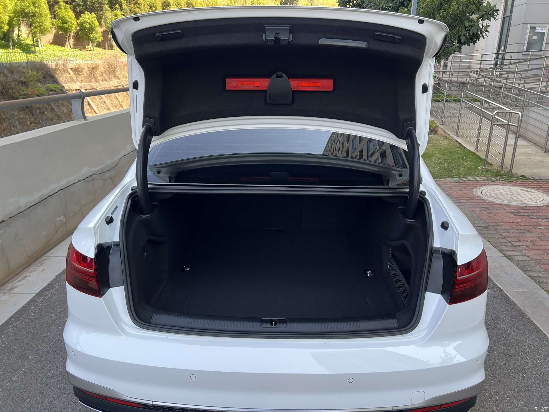 Audi A4L, 2022 24