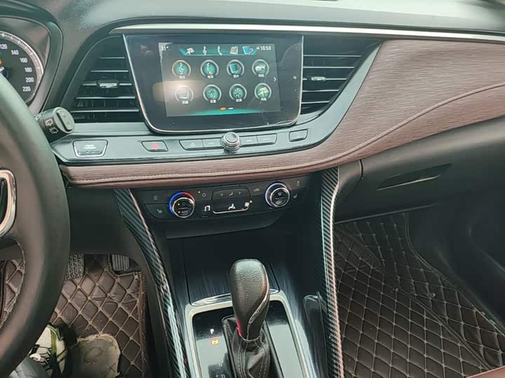 Buick GL6 2019 18T 6 seats hu lian Люкс China VI