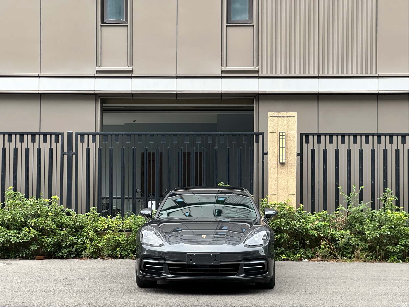 Porsche Panamera, 2018 2