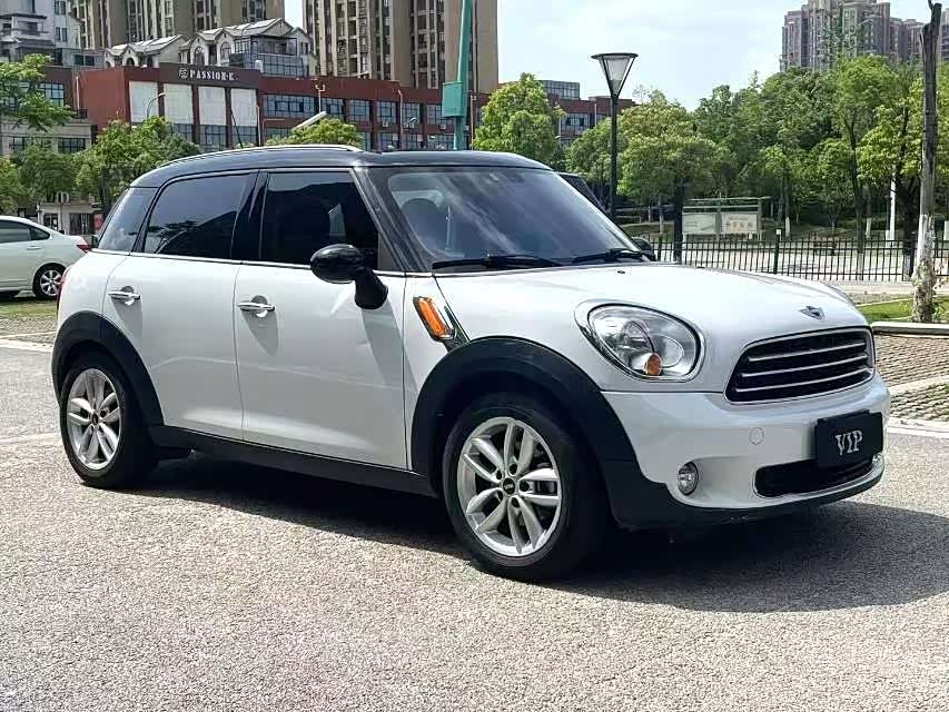 MINI COUNTRYMAN
