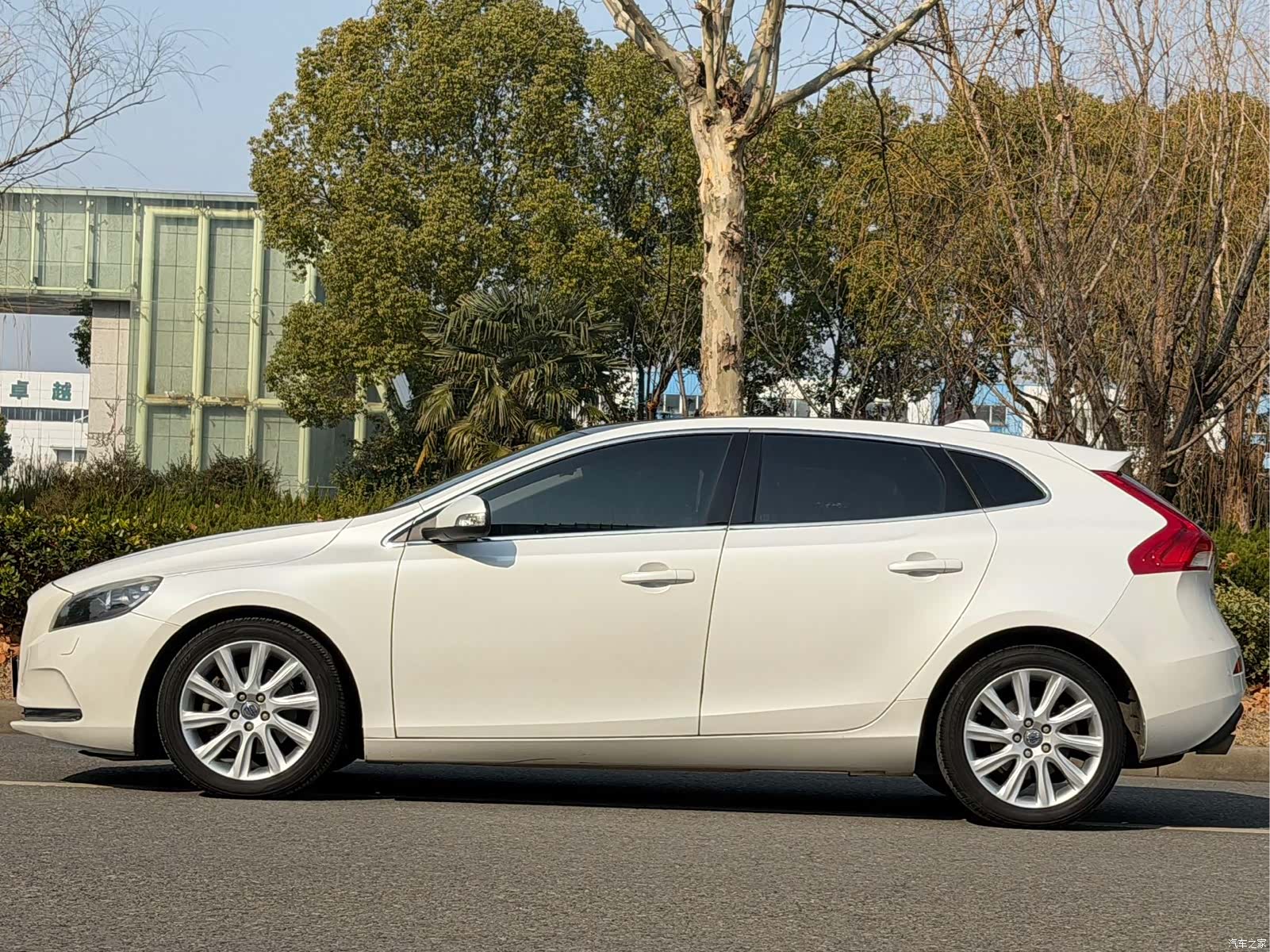 Volvo V40, 2015 7