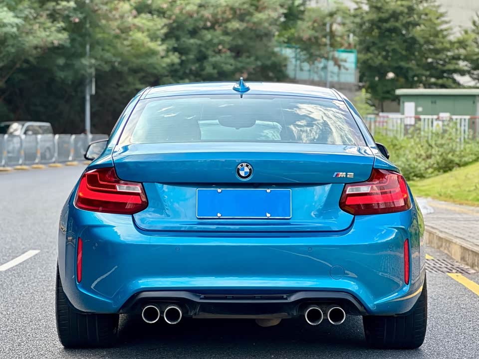 BMW M2