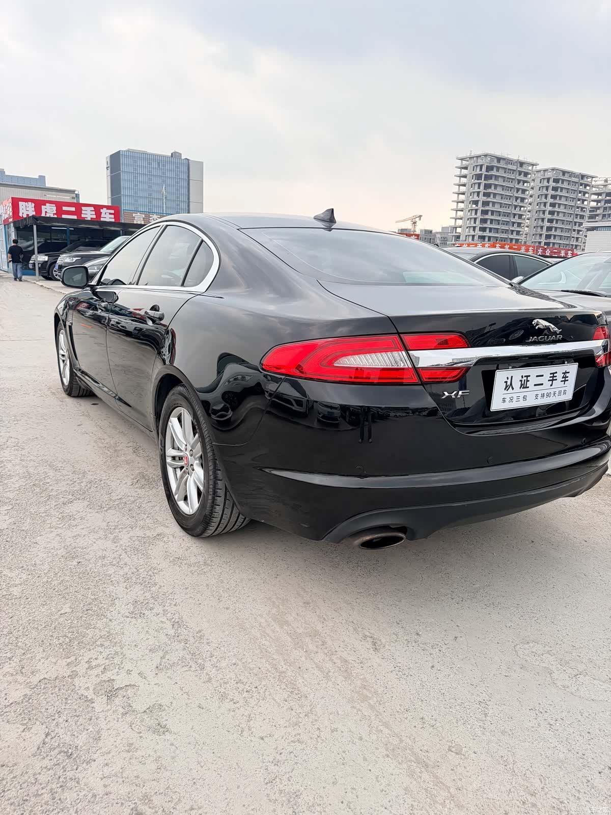 Jaguar XF, 2015 4