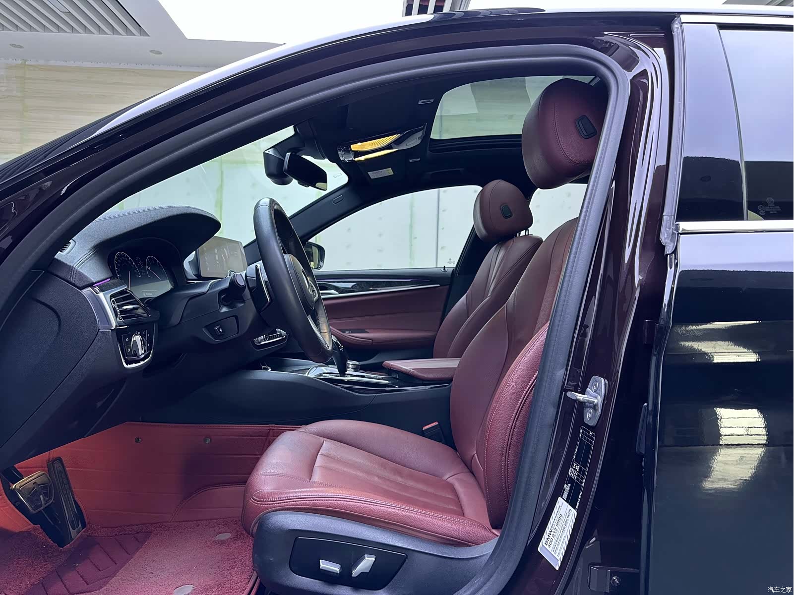 BMW 5 Series, 2019 8