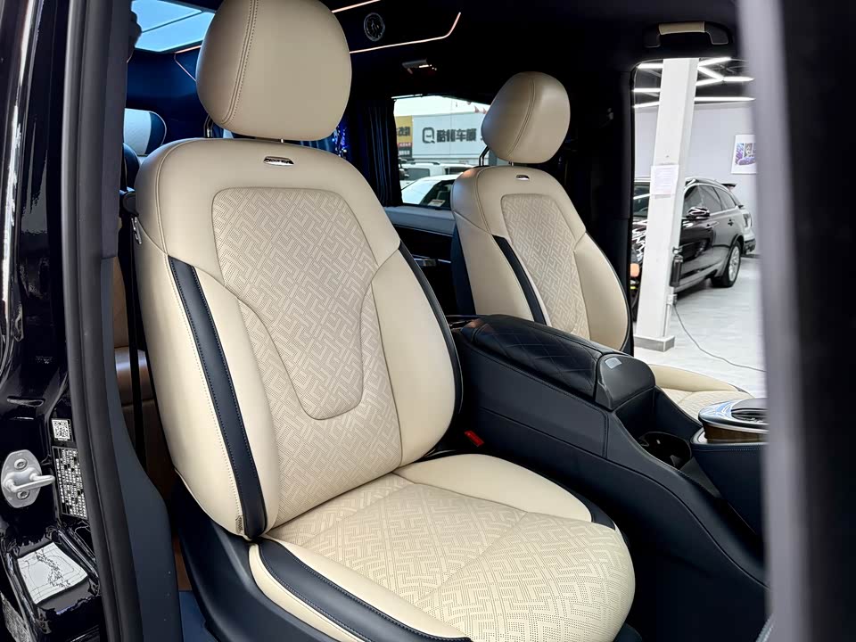 Mercedes-Benz V-class Mercedes-Benz V-class