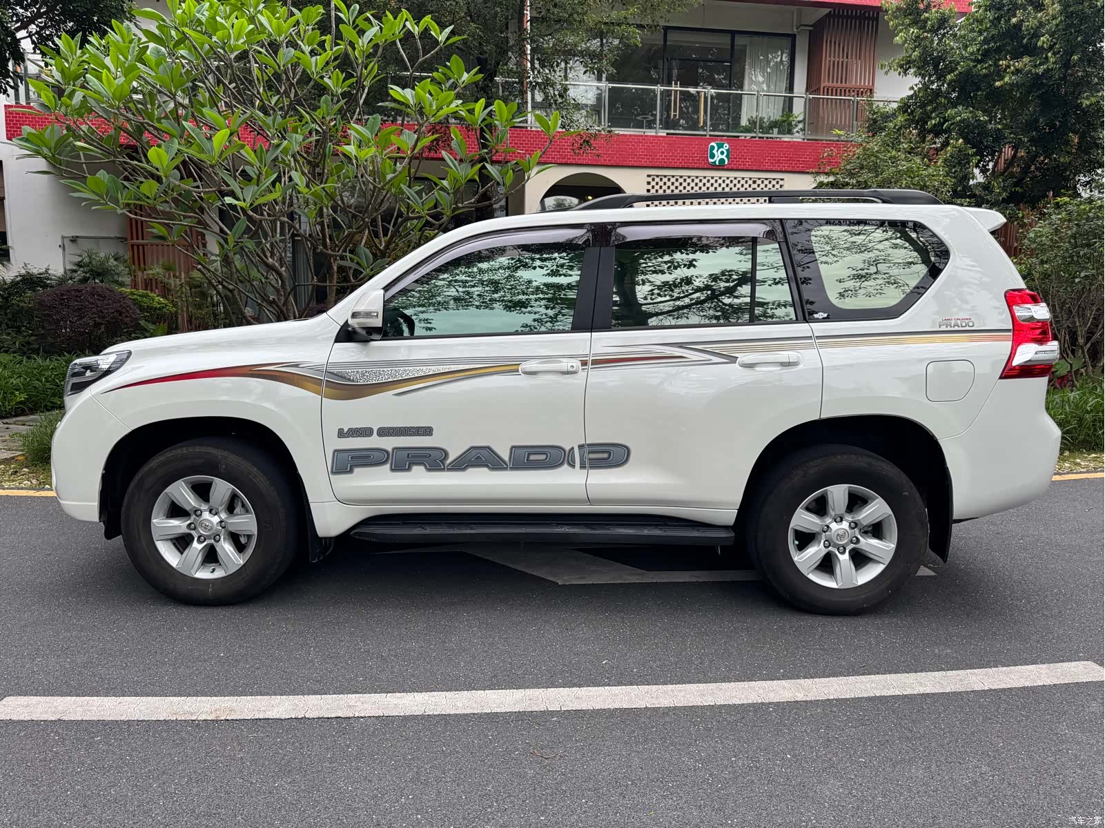 Toyota Prado, 2016 3
