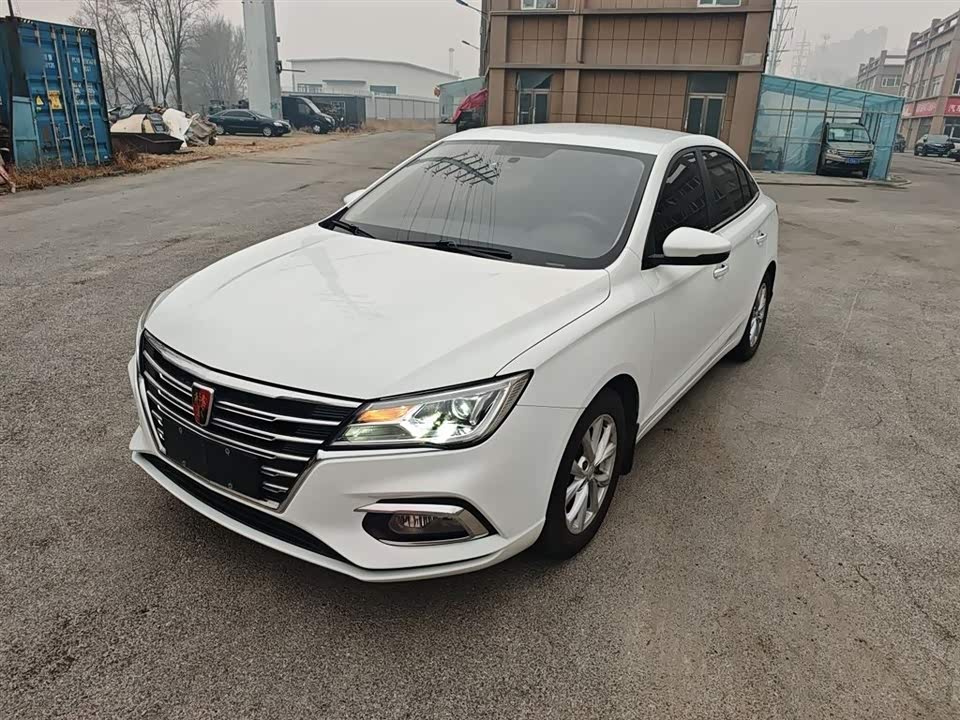 Roewe i5