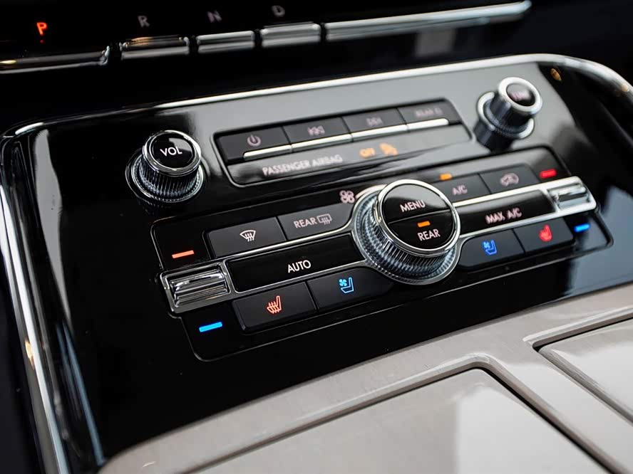 Lincoln Navigator One