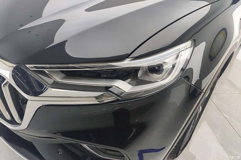 Hongqi HS5, 2022 все фото