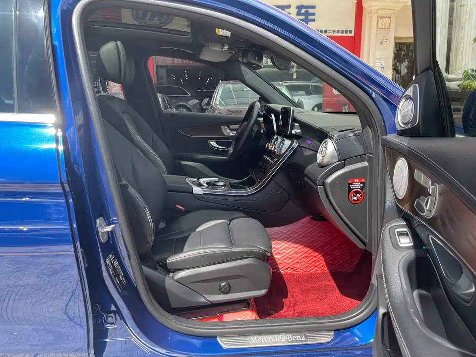 Mercedes-Benz GLC Mercedes-Benz GLC