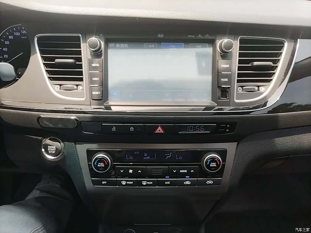 Hyundai DLX, 2016 13
