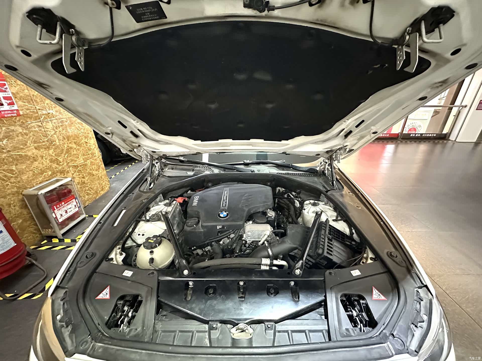 BMW 5 Series, 2014 9