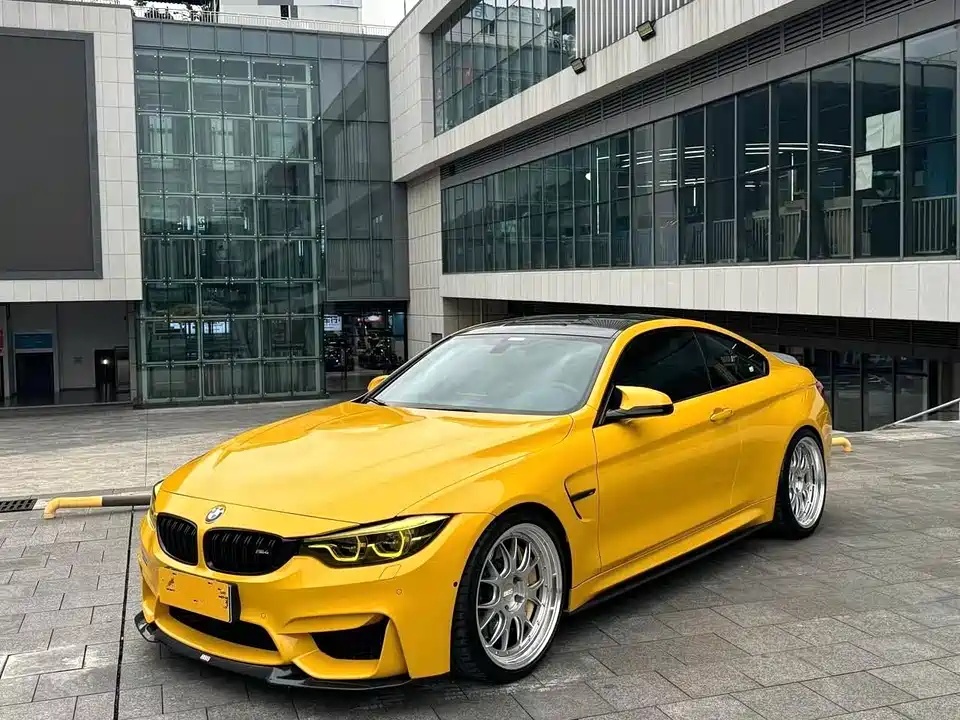 BMW M4
