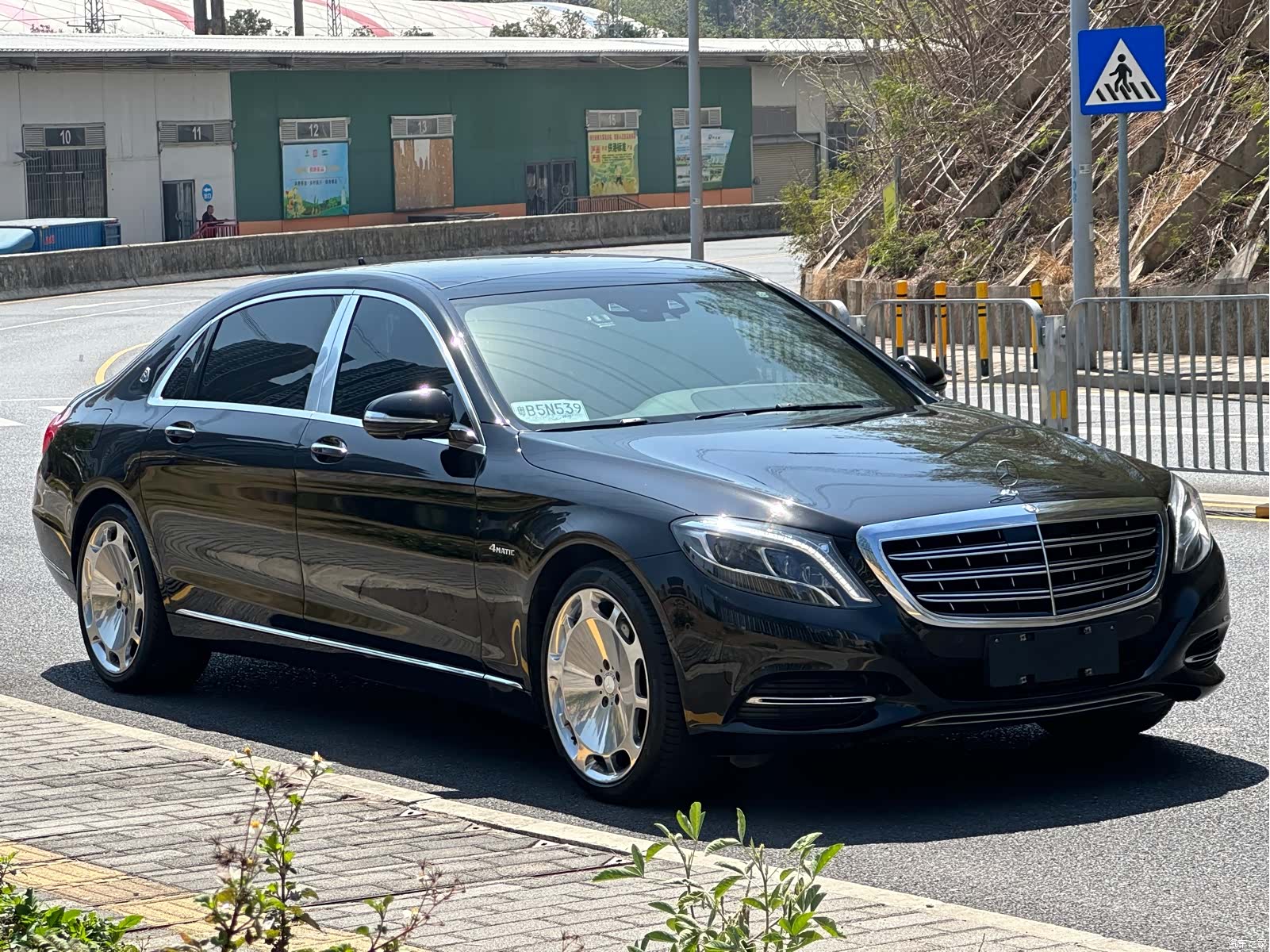 Maybach S-Class, 2016 3
