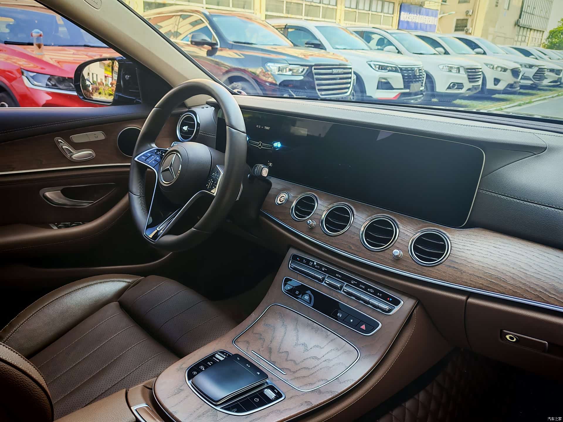 Mercedes-Benz E-Class, 2022 19