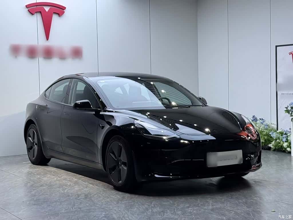 Tesla Model 3, 2022 4