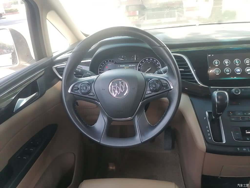 Buick GL8, 2019 11