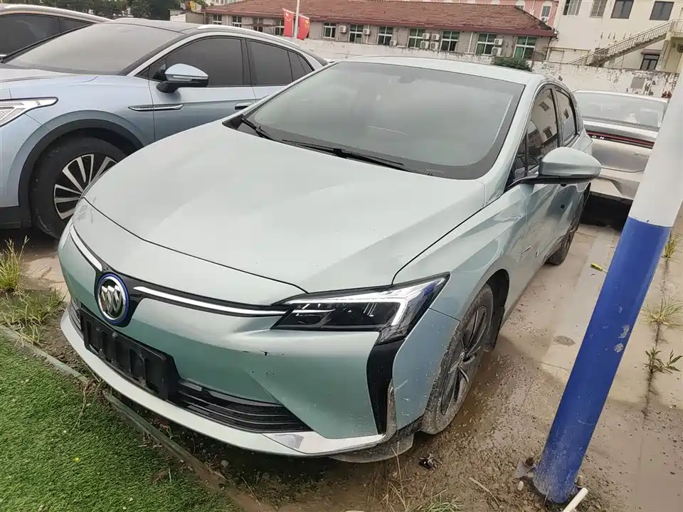 Buick Slightly blue 6