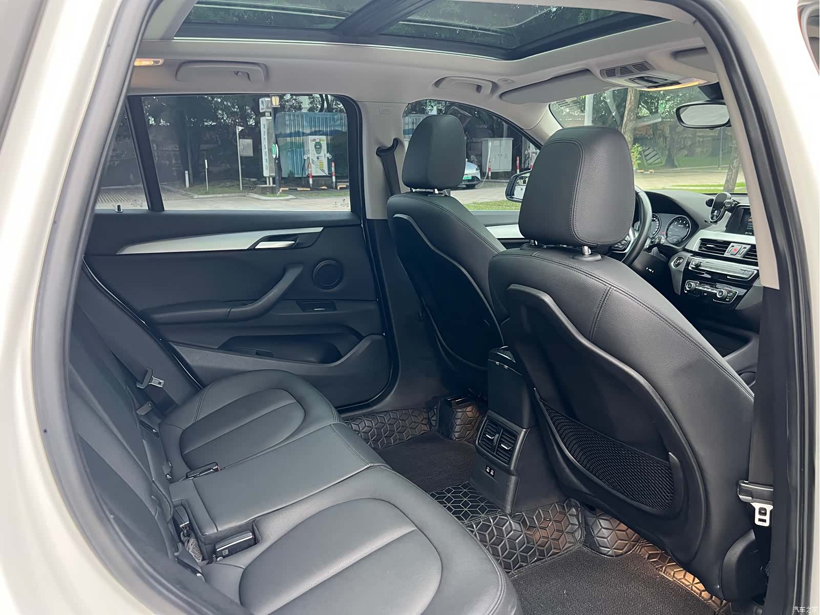 BMW X1, 2019 15