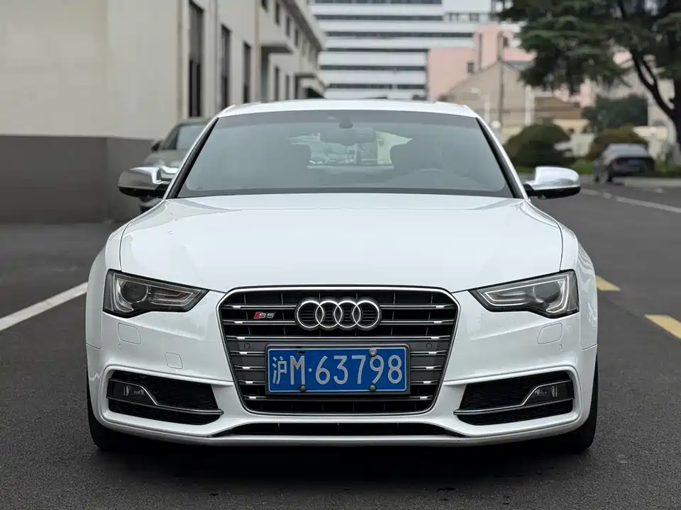 Audi S5