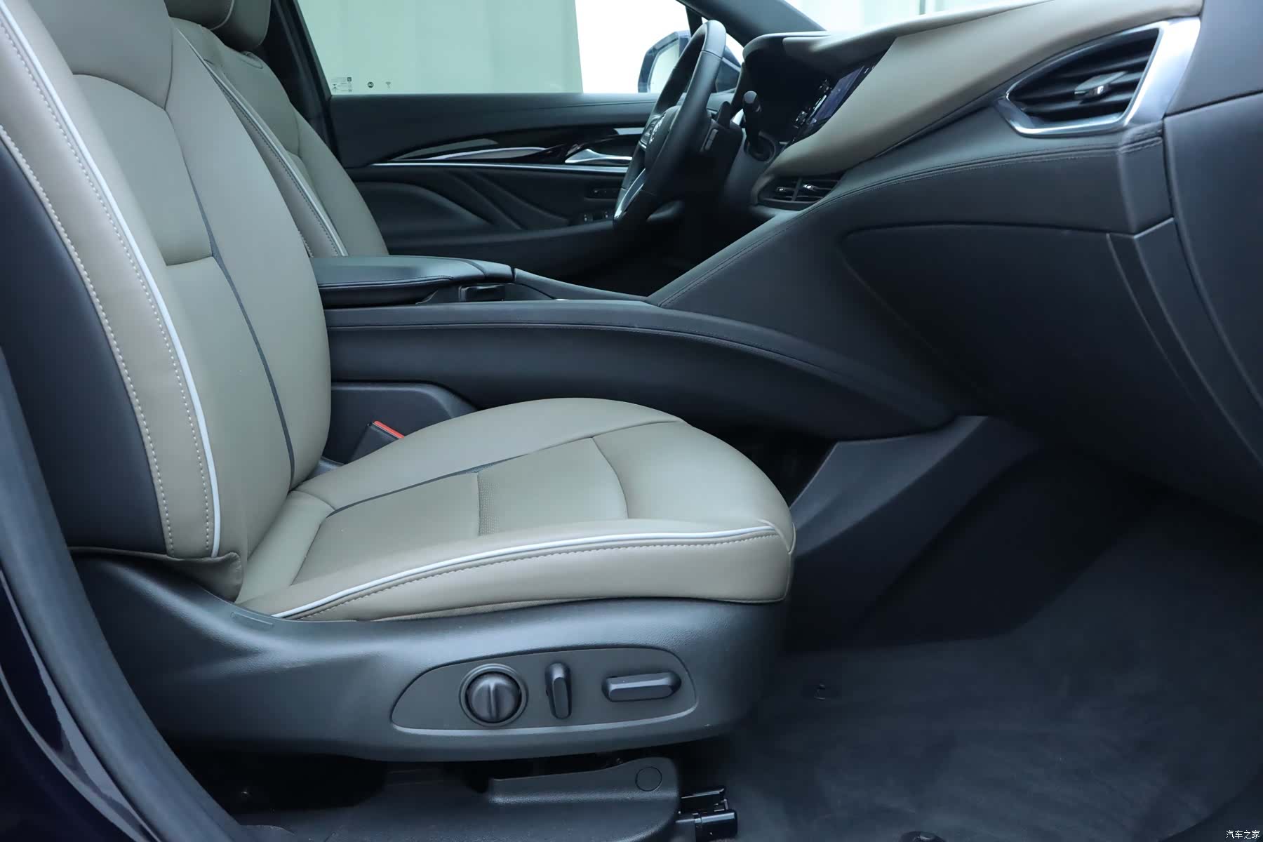 Buick Enclave, 2023 8