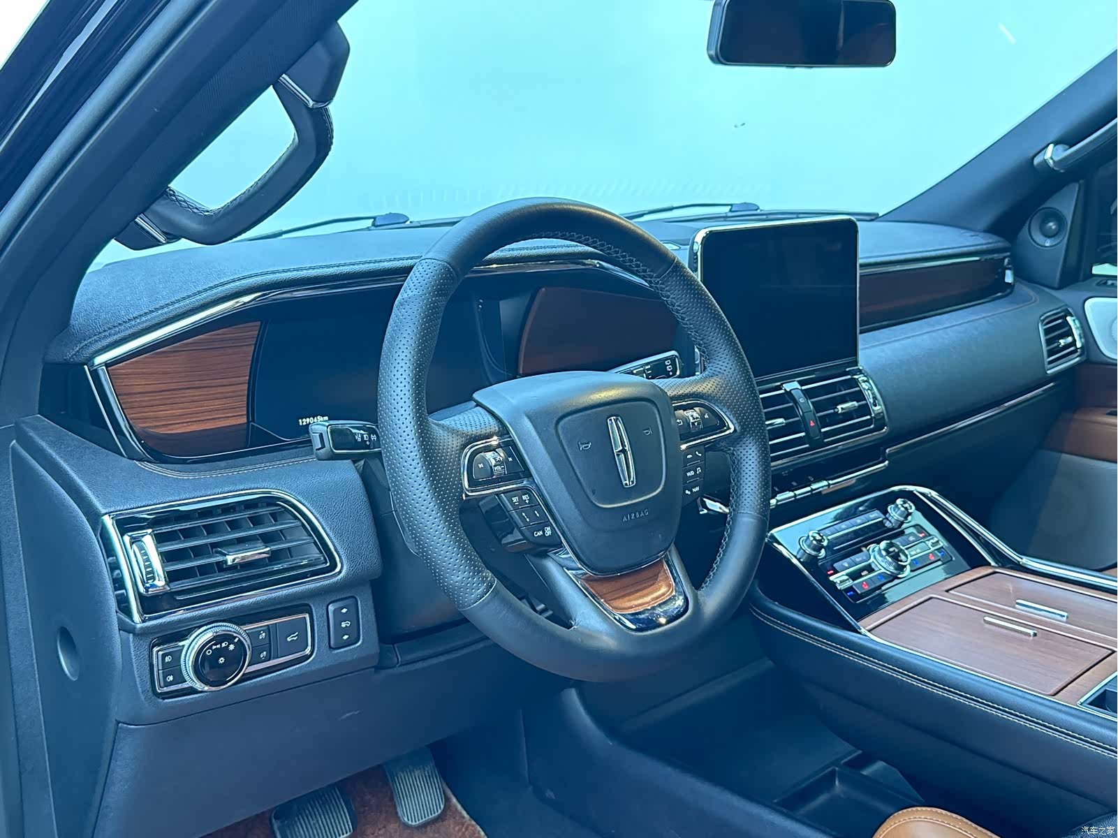 Lincoln Navigator, 2021 4
