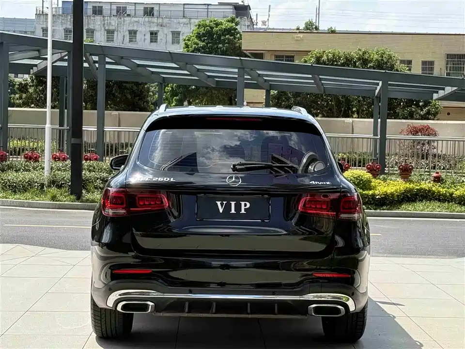 Mercedes-Benz GLC Mercedes-Benz GLC