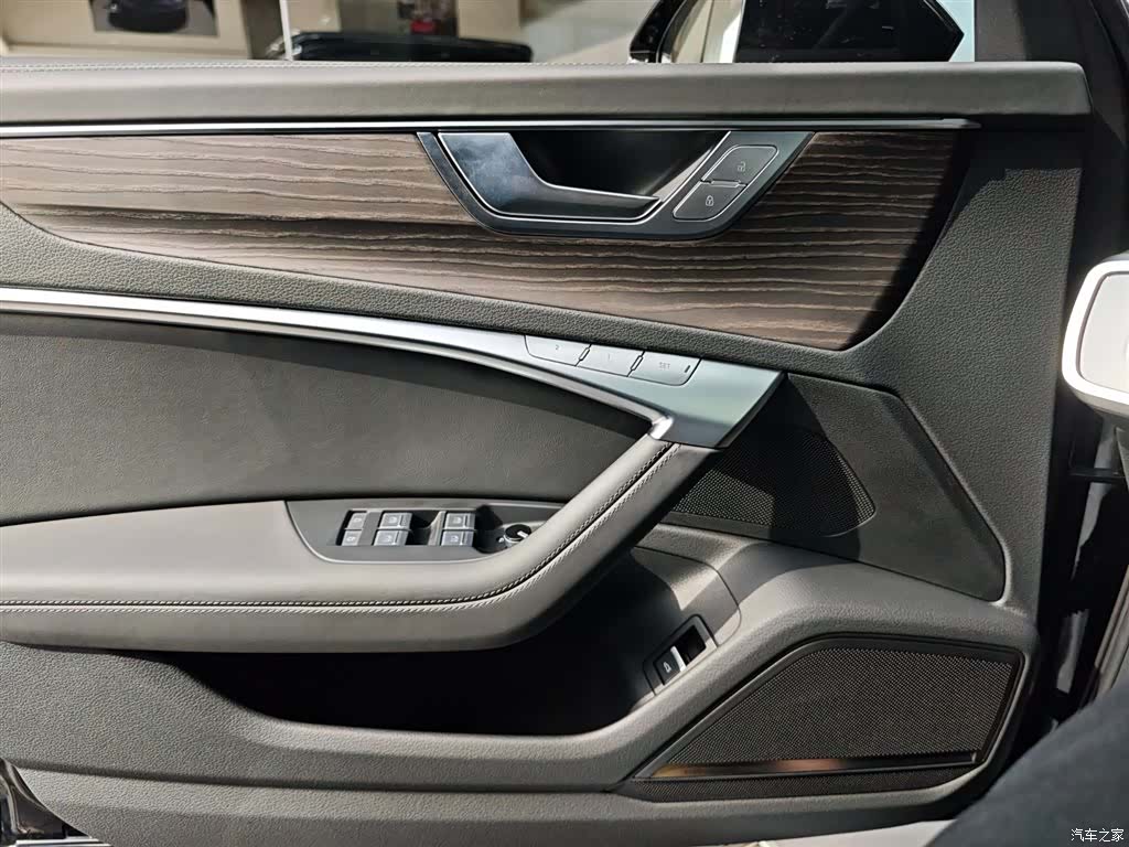 Audi A6L, 2024 14