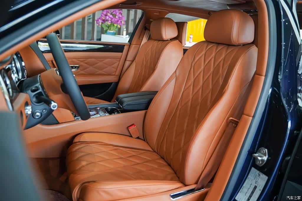 Bentley Flying Spur, 2016 13