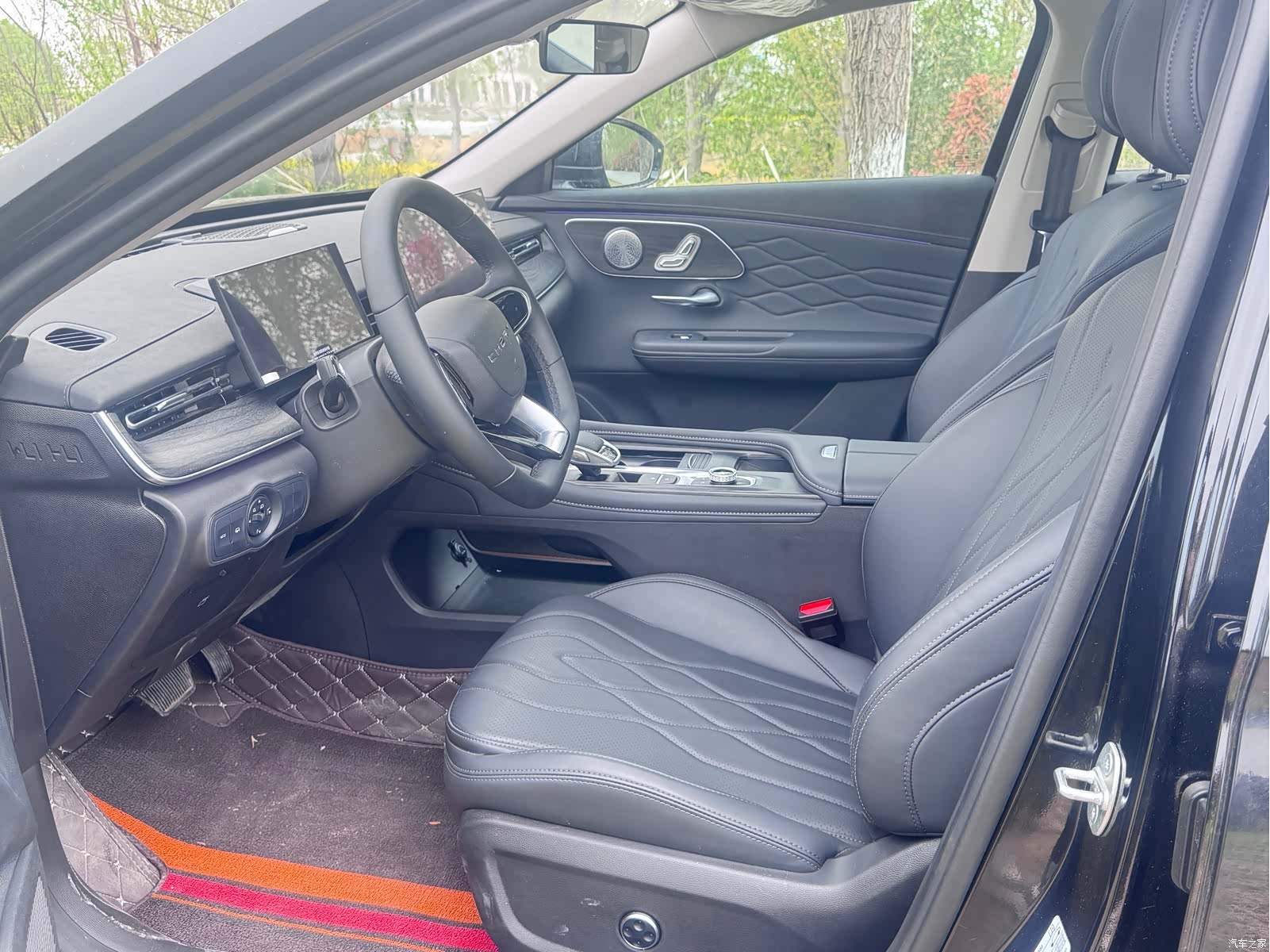 Chery Arrizo 8, 2025 4