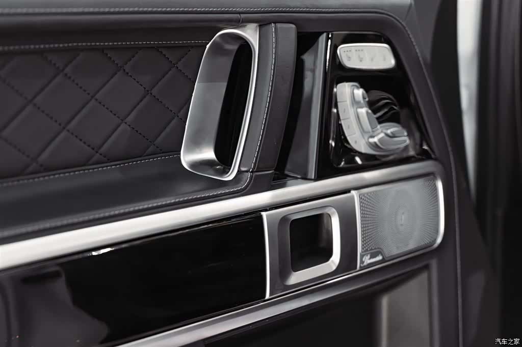Mercedes-Benz G-Class, 2023 15