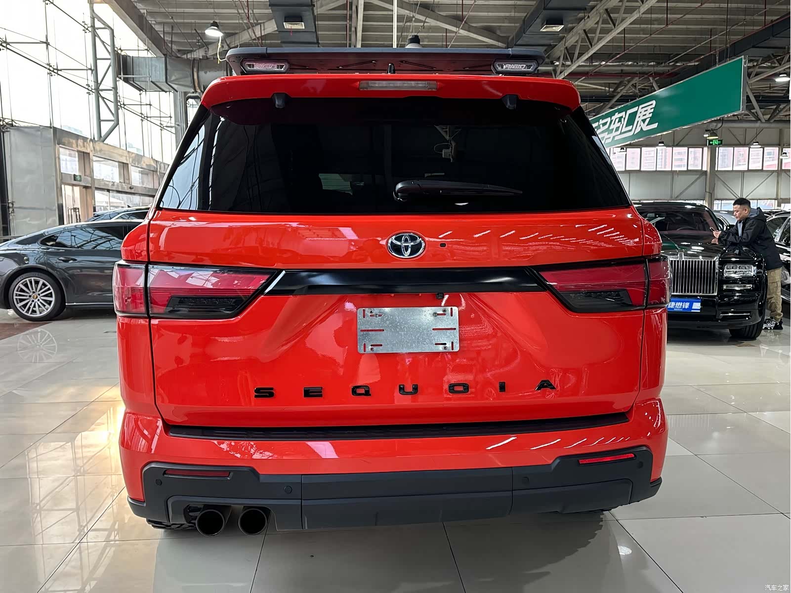 Toyota Sequoia, 2023 6
