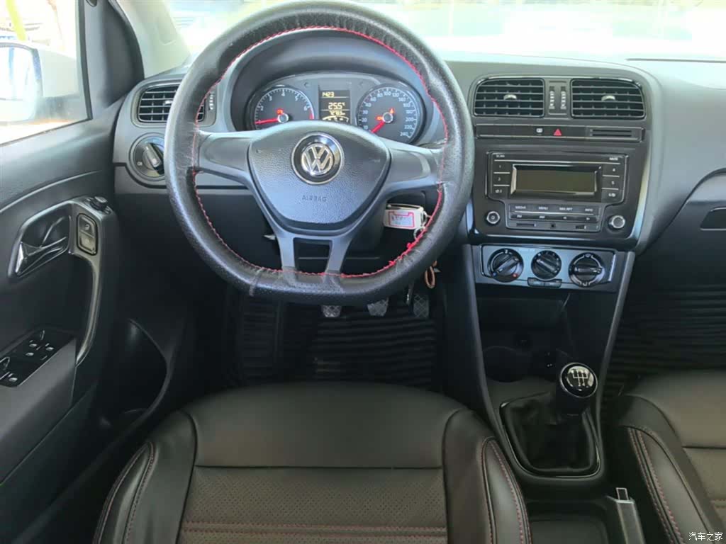 Volkswagen Polo, 2018 11