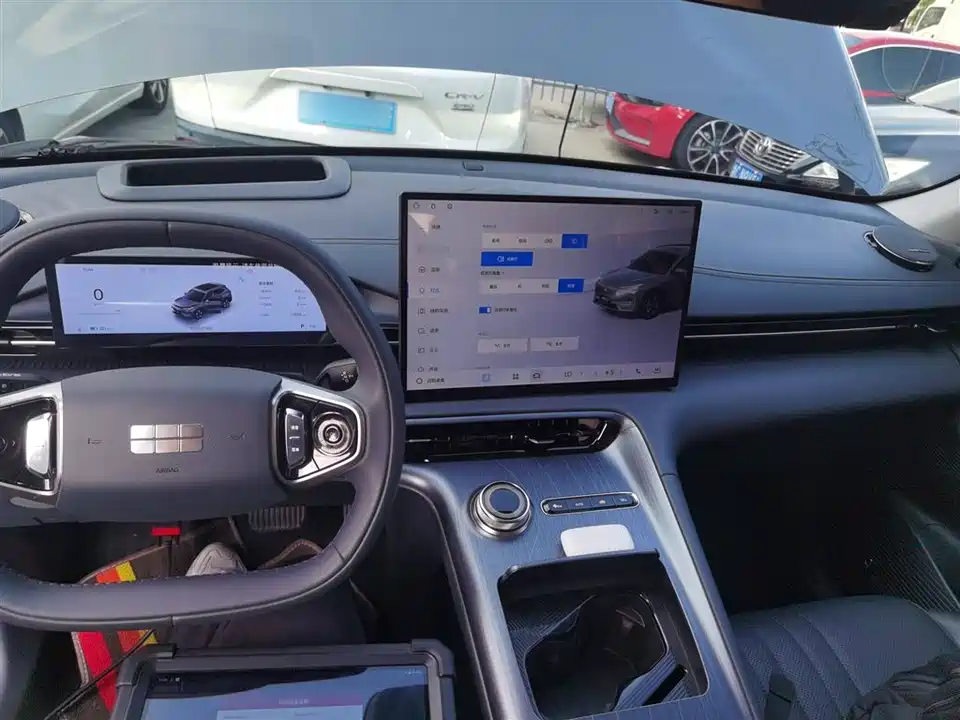 Geely Galaxy Galaxy E5