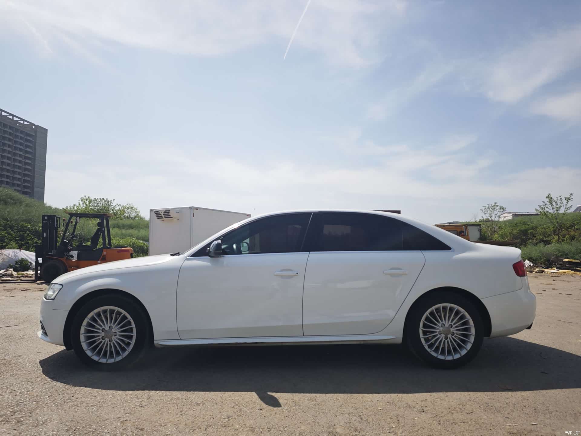 Audi A4L, 2015 14