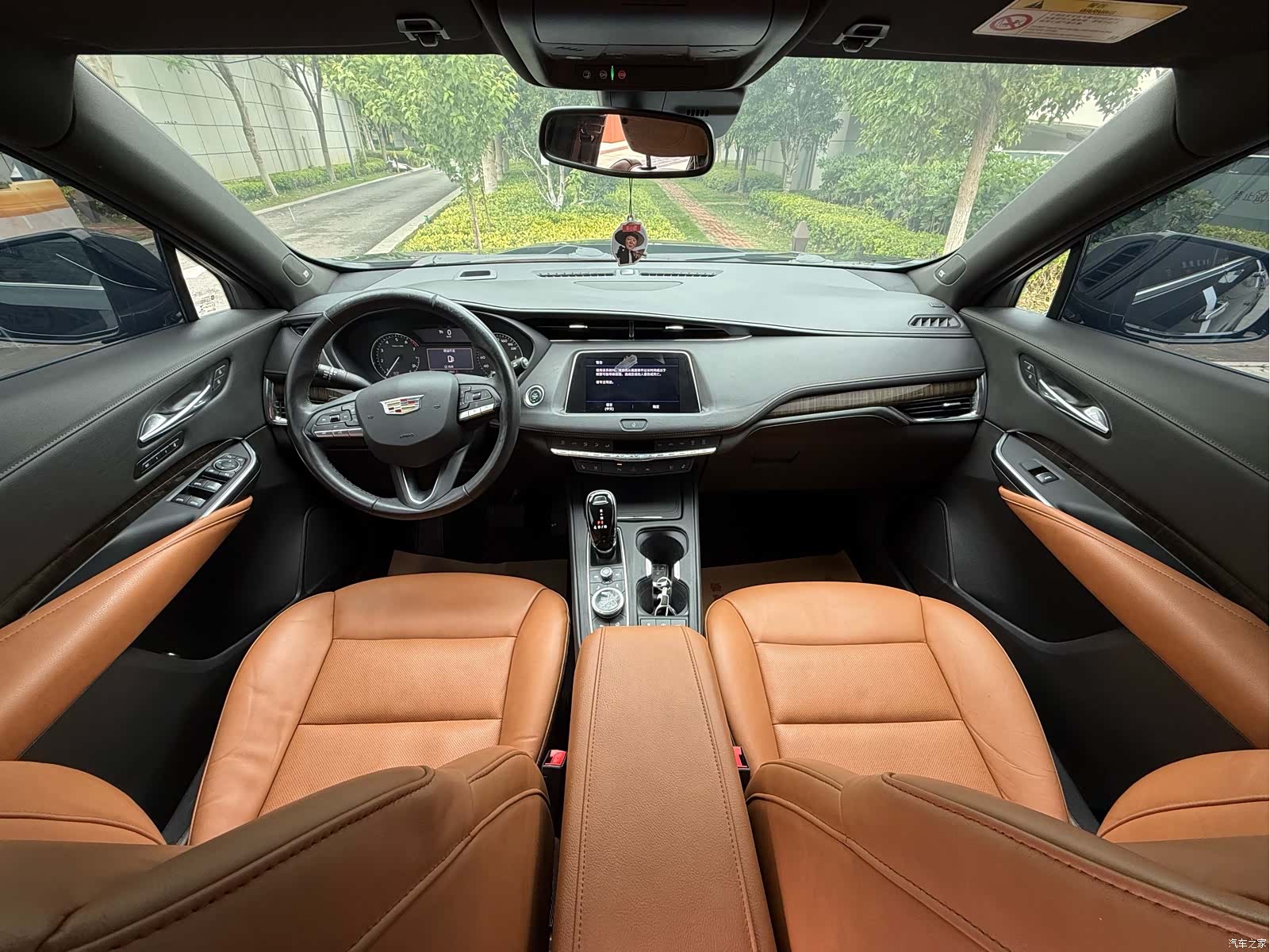 Cadillac XT4, 2022 6