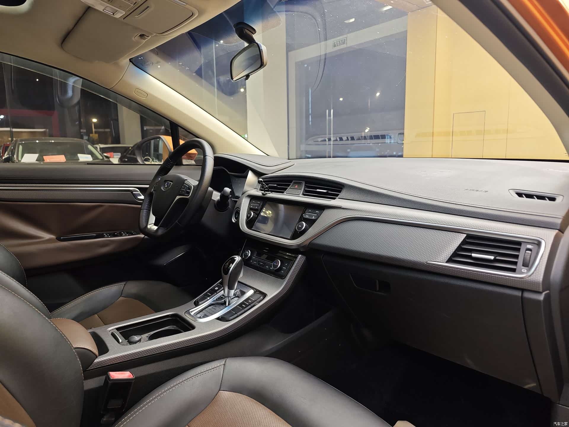 Geely Emgrand, 2016 31