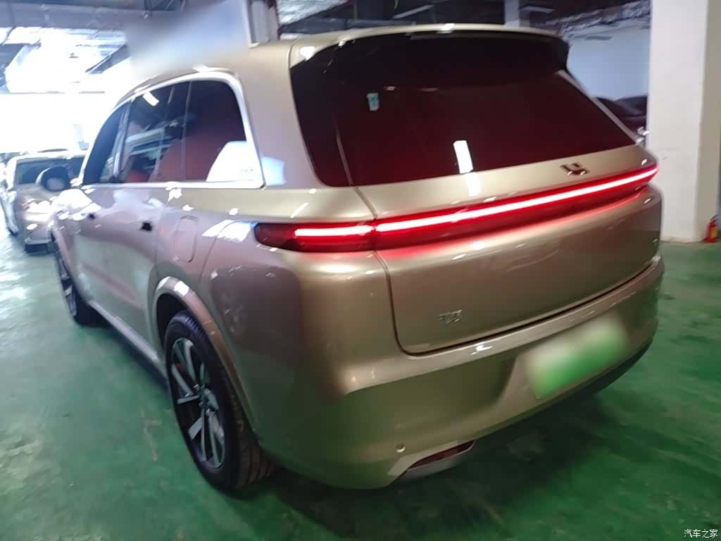 Li Auto L8, 2024 все фото