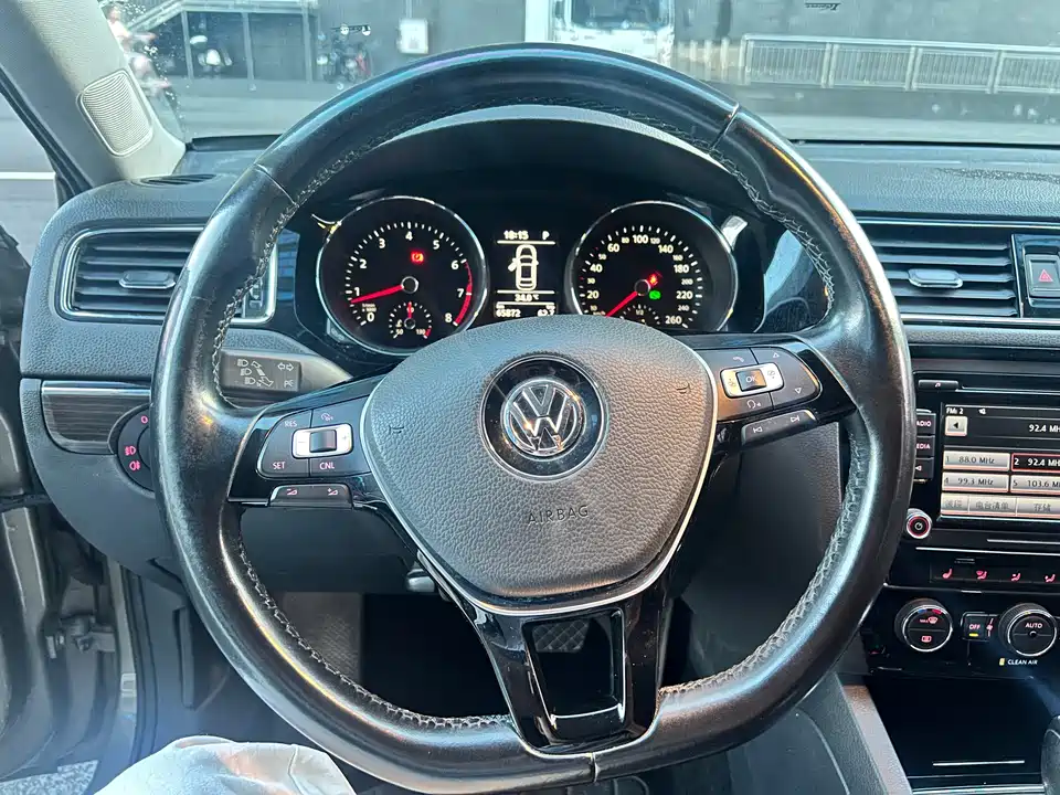 Volkswagen Sagitar