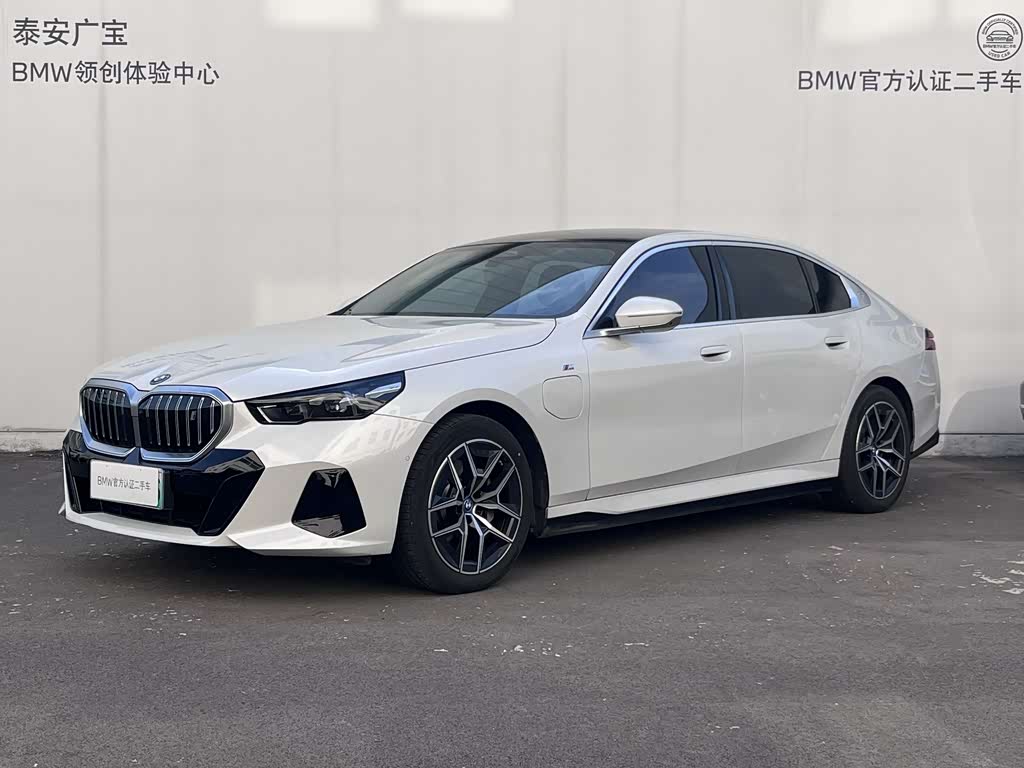BMW i5