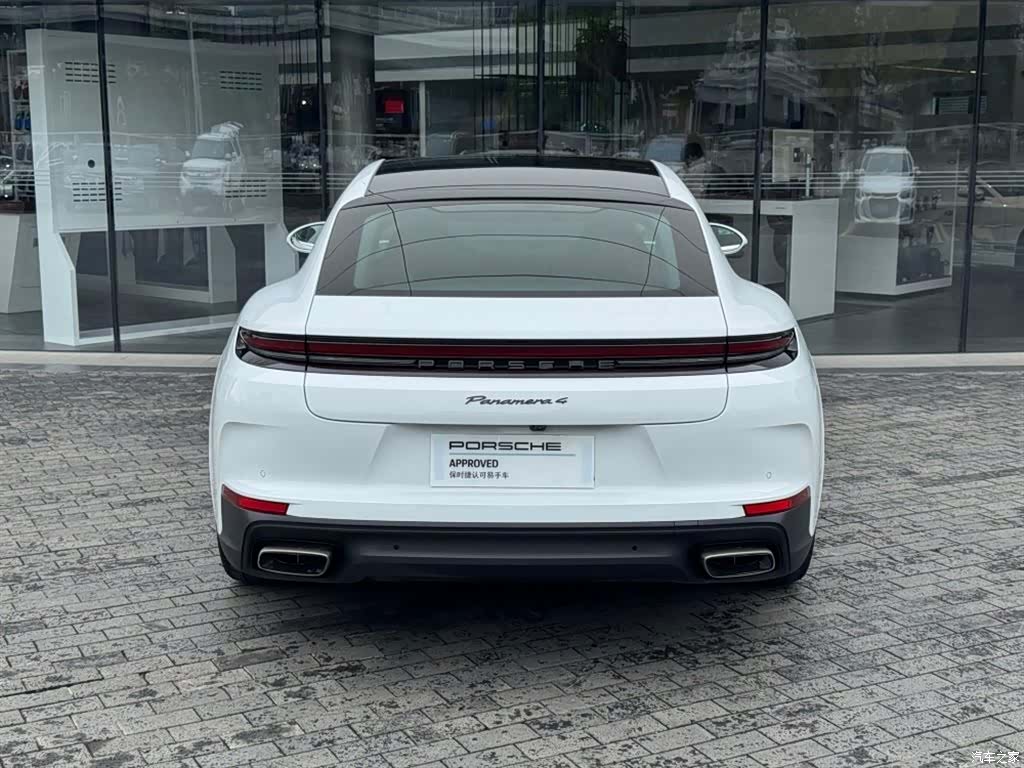 Porsche Panamera, 2024 10