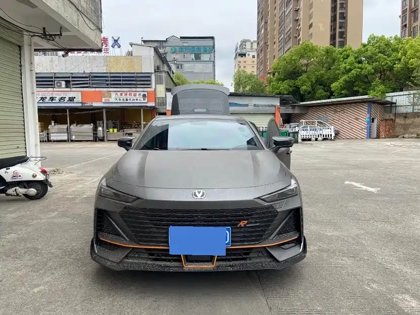 Changan UNI-V